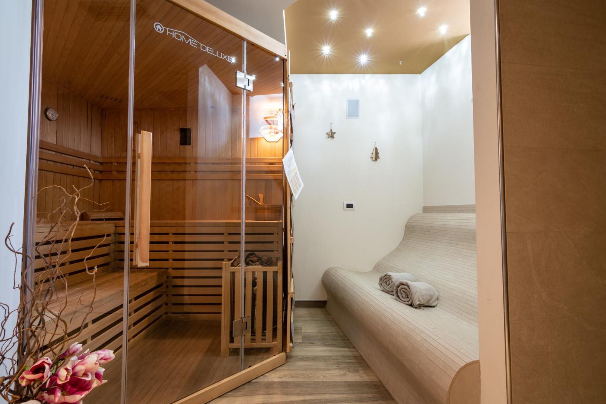 Aparthotel Dolomites Living&Relax コンメッツァドゥーラ エクステリア 写真