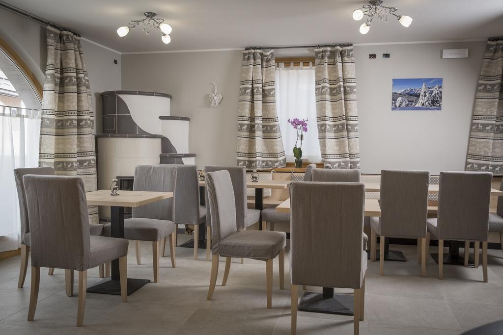 Aparthotel Dolomites Living&Relax コンメッツァドゥーラ エクステリア 写真